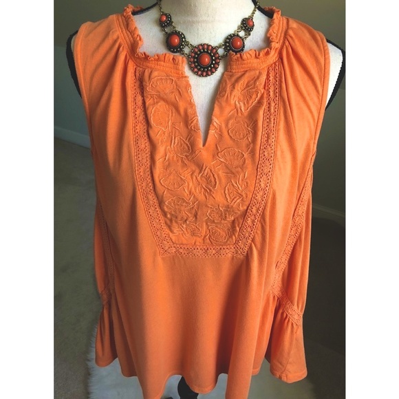 crown & ivy Tops - Crown & Ivy Boho Orange Top Size XL